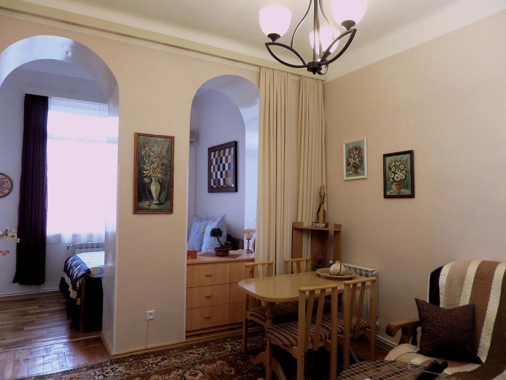 Apartamento Ara & Gaya Аpartment Ereván Exterior foto